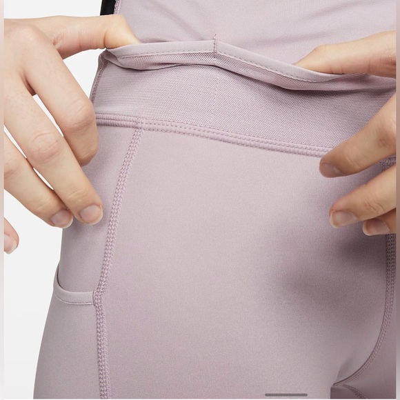 Nike Epic Luxe - Picture 4 of 8